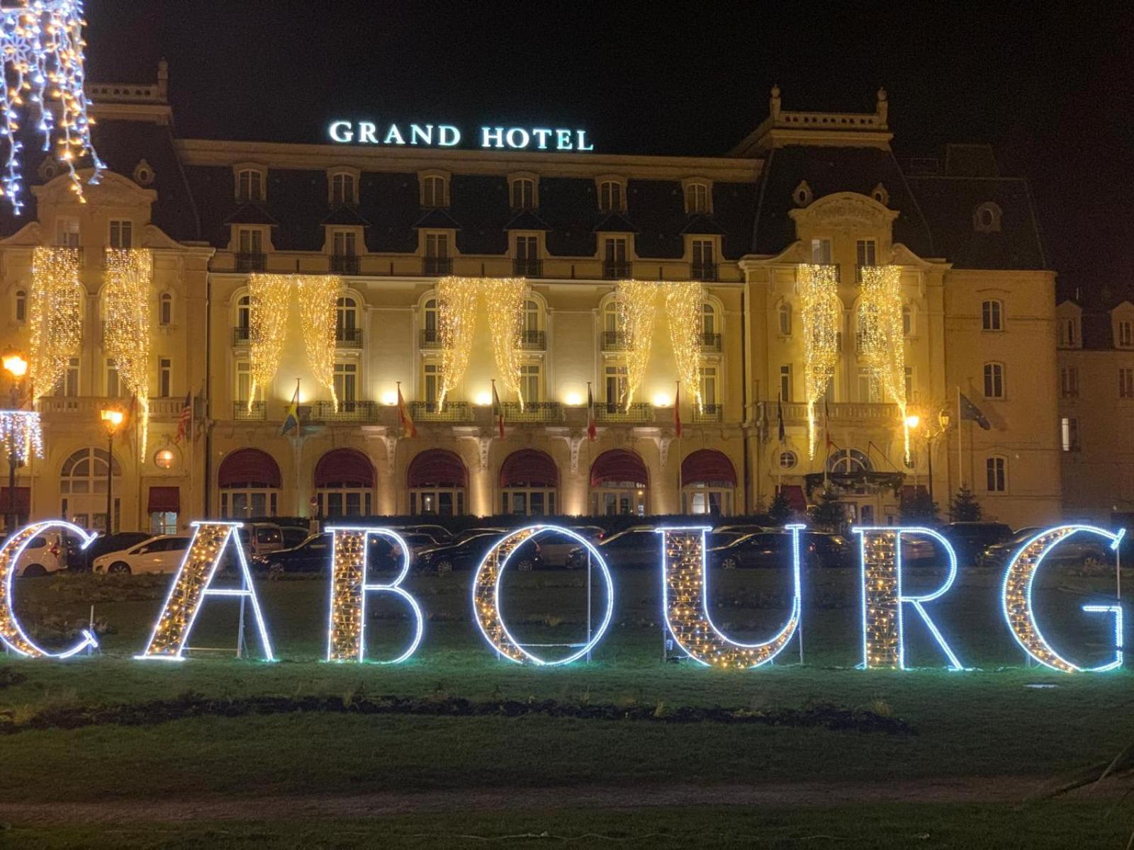 Le Nid De Plage A 100 M De La Mer Cabourg Kültér fotó