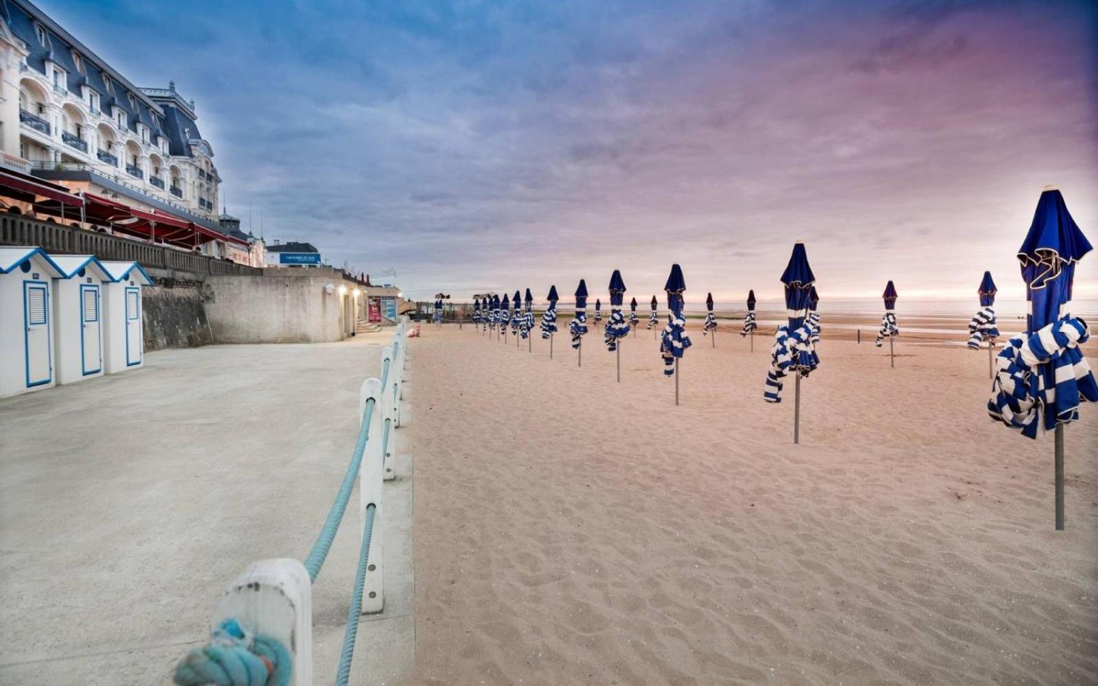 Le Nid De Plage A 100 M De La Mer Cabourg Kültér fotó
